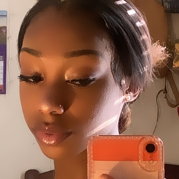 Meet your Posher, Amiyah - Picture 3 of 6